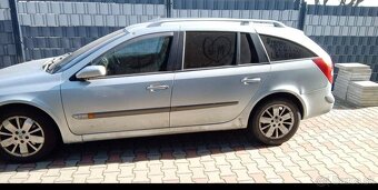 Renault Laguna - 5