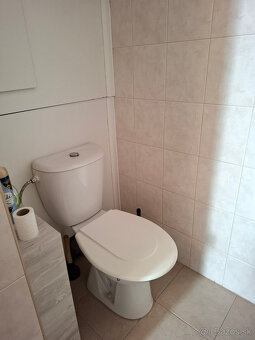 Na predaj 3 izbový byt v centre mesta Senica. - 5