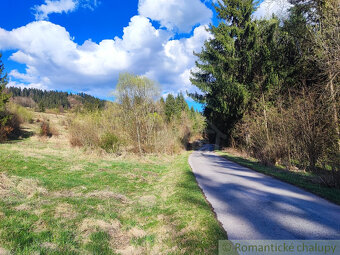 Pozemok uprostred hor na chaty - 5