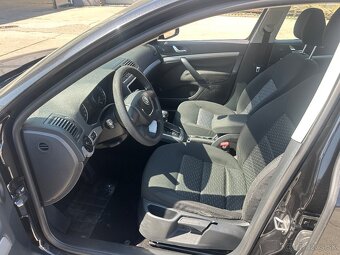 Škoda octavia 2 lift 2.0tdi CFH 103kw Dsg - 5