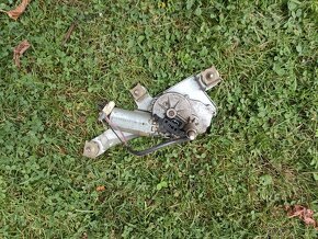 Predám zostatkové diely na landrover freelander - 5