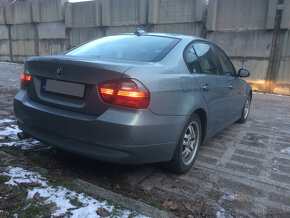 BMW E90 318d - 5