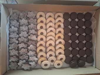 Pečiem domáce zákusky , koláče , slané pečivo - 5