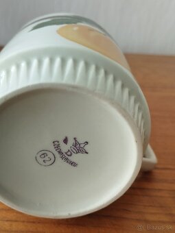 Porcelánové šálky - retro -2ks - 5
