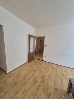 Dvojgarsónka v Komárne na predaj - 5