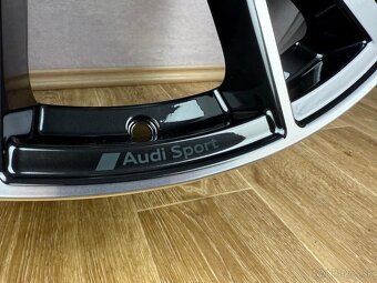 Originál kolesa Audi Q7 / SQ7 22” - 5