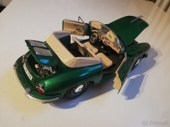 1:18 Porsche 356B Cabriolet 1961 zelena - 5