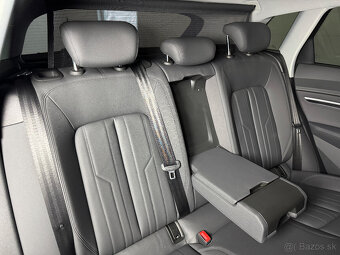 Audi e-tron 55 300KW S-Line Panorama - 5