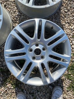 Skoda superb R18 - 5