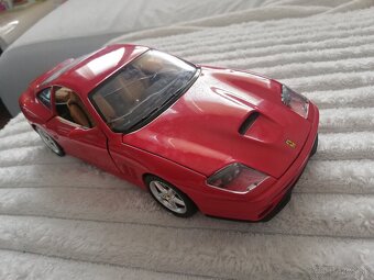 1:18 predam FERRARI 550 Maranello na diely  BBurago - 5
