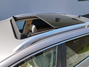 Škoda Superb Combi 2.0 TDI CR 140k Elegance, r.v.: 5/2011 - 5