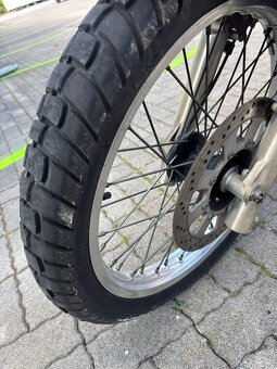 Pedám Kawasaki KLE 500 - 5