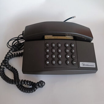 Predám 15 modelov retro telefóny od 60-tých rokov. - 5