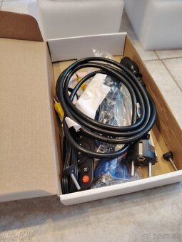 Predám LED projektor - 5