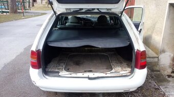 Mondeo MK 1 2 2,0 16 V - 5