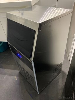 Vyrobník ľadu Vevor - 5