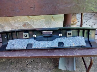 Opel corsa E Diely zadnej kapoty - 5