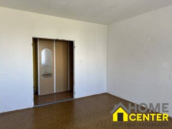 PREDAJ : 1 IZBOVÝ BYT S LOGGIOU, GEN. KLAPKU, KOMÁRNO - 5