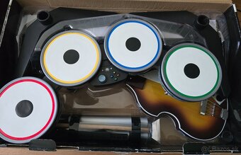 Predám Beatles Rock Band Limited edition Xbox 360 - 5