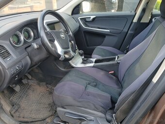 Volvo XC60 2,4 D3 120kw- Náhradní díly - 5