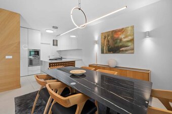 REZERVOVANÝ I Moderný 4-izbový byt s terasou a garážou na Ko - 5