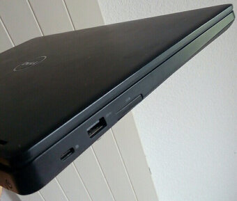 DELL Latitude i5-7300U/8/256/LED Kl./Bat.4h+/TOP A+Zaruka 6m - 5