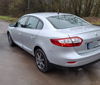 Predám renault fluence 1.6 benzin - 5