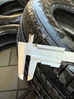 235/55 R19 101H DOT2824 - 5