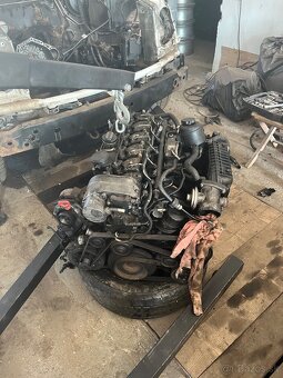 Rozpredam Mercedes Ml 270 - 5