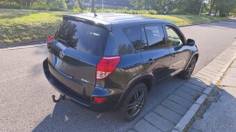 TOYOTA RAV4 2.2 D-4D - 5
