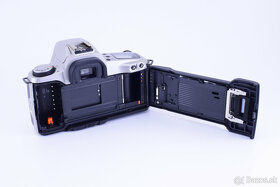 Canon New EOS Kiss + Canon EF 35-135mm f4 - 5
