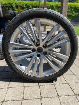 Škoda Superb 3, Sirius R19 8J ET44 5x112 - 5