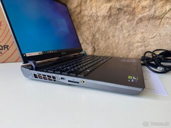 MSI Vector 16 - RTX 4080 - i9 14900HX - 64 GB RAM - 2TB SSD - 5