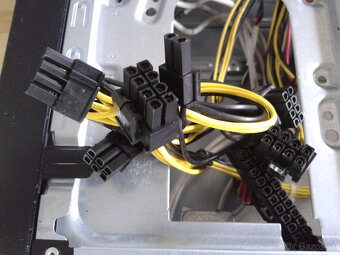 pc skinka so 700w zdrojom 24+3x8pin - 5