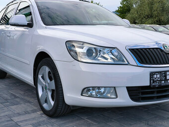 Škoda Octavia Combi 2.0TDI Elegance 2011 - 5