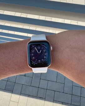 Apple watch series 5 - 5