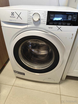 práčka Electrolux PerfectCare 600 na náhradné diely - 5