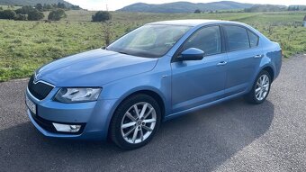 Octavia 1.6 TDI JOY DSG - 5