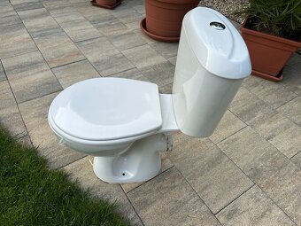 Kúpeľňové skrinky + Wc+ rohova vaňa - 5