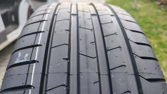 Letné pneu 245/45 R19 --- PIRELLI RSC - 5