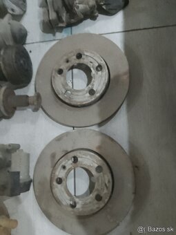 Predám diely škoda fábiá 1.2 HTP 40kw rok 2006 kód BMD - 5