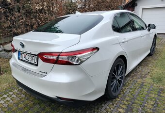 Predám: TOYOTU Camry, hybrid, 2,5, Execut. 131 kW, AT + VIP - 5