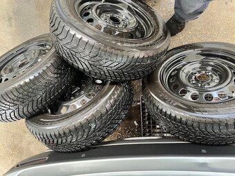 Plechove disky + stare zimne pneu 215/60 R16 - 5