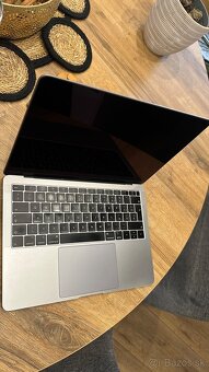 Apple Macbook Air Retina 2018 I5 space gray - 5