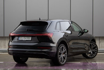 Audi E-tron 55 quattro Advanced 300 kW - 5