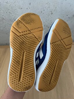 Tenisky Adidas non-marking 37 1/3 - 5