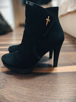 Čižmy 36. Veľkosť - 5