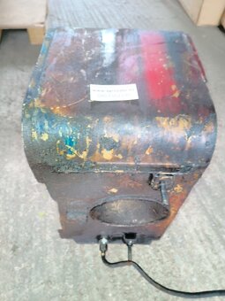 Nadrz paliva zetor - 5