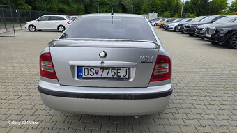 Škoda Octavia 1.8 T Elegance - 5