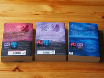 Veronica Roth: DIVERGENT, INSURGENT, ALLEGIANT - 5